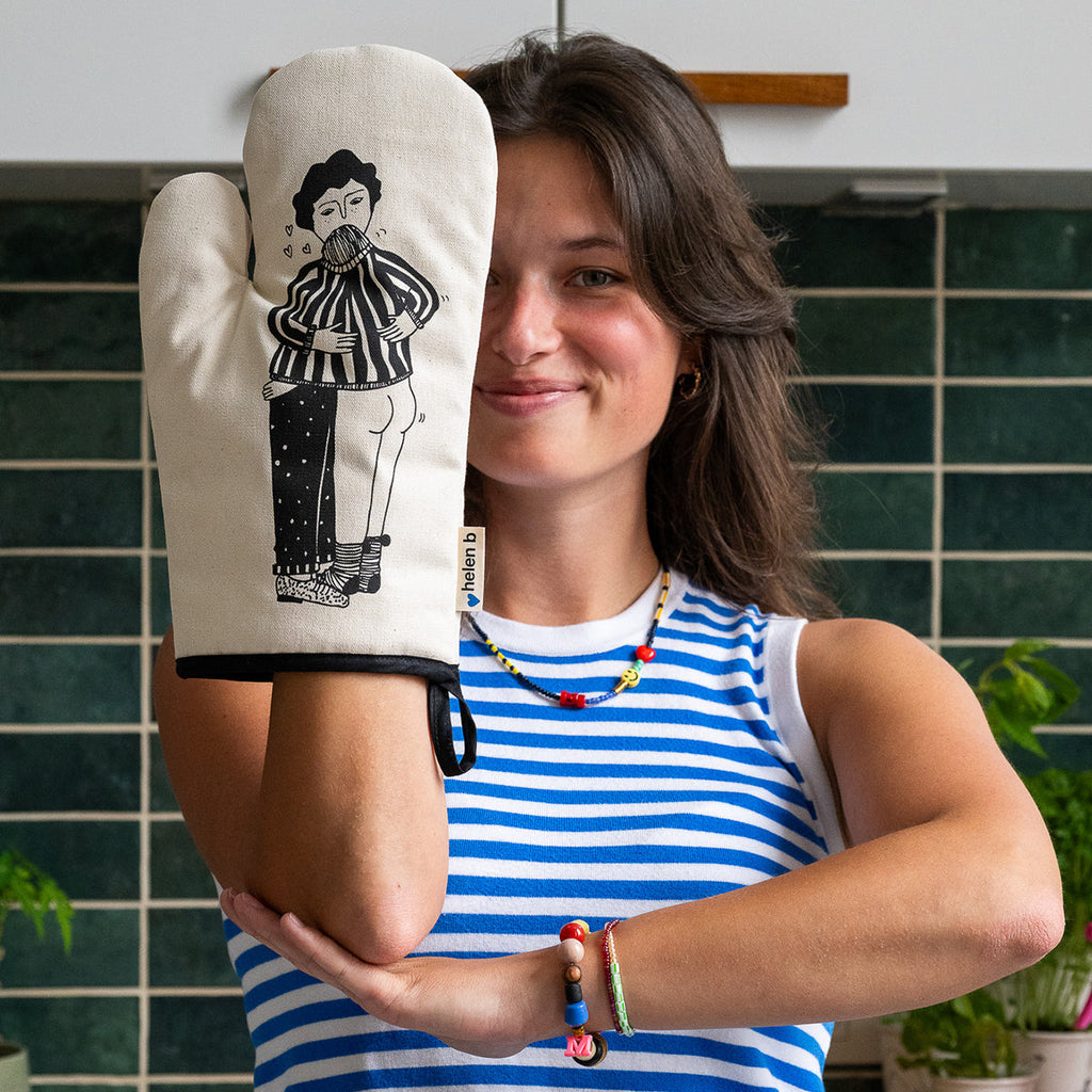 oven mitt sweater hug