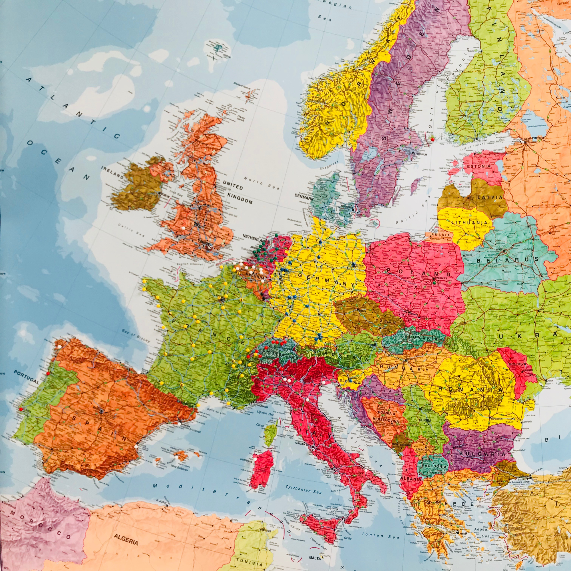 Helen b op wereldtournee