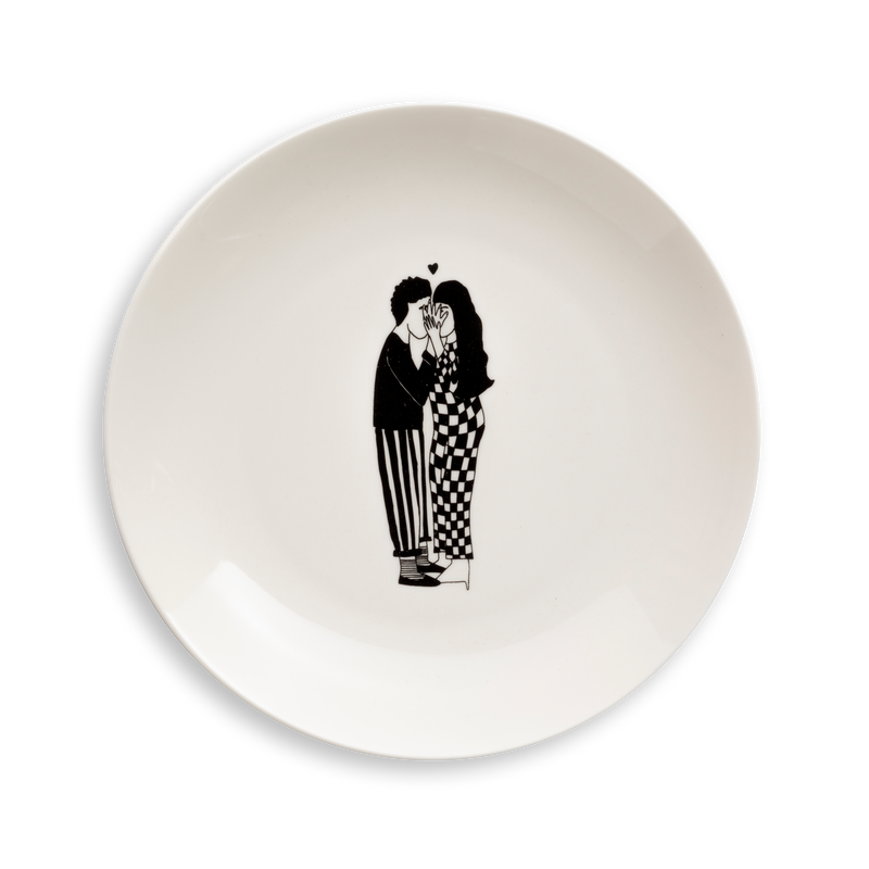 plate secret kissers