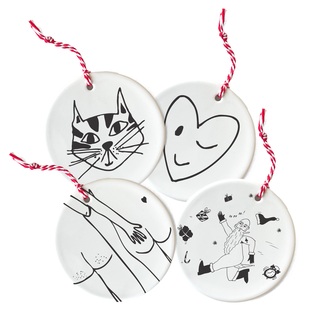 set of 4 hangers mix