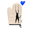 ovenwant scratching cat