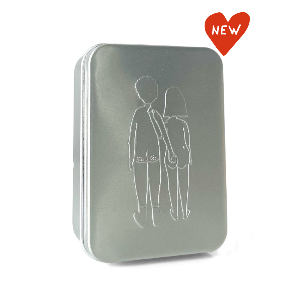 soap box naked couple back