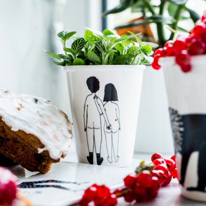 Porselein beker naked couple back