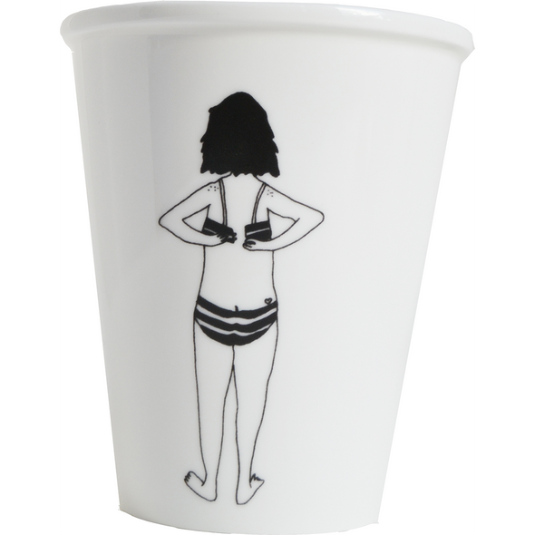 beker bikini girl